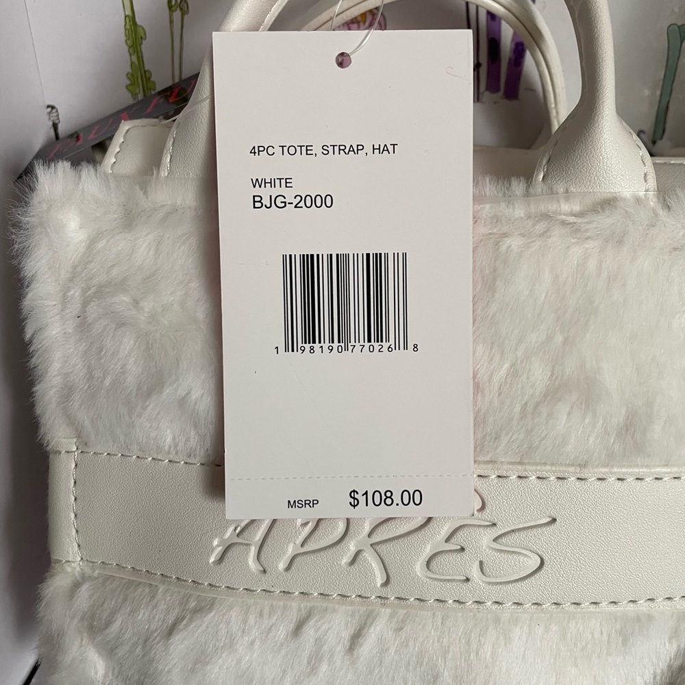 Betsy Johnson - image 7